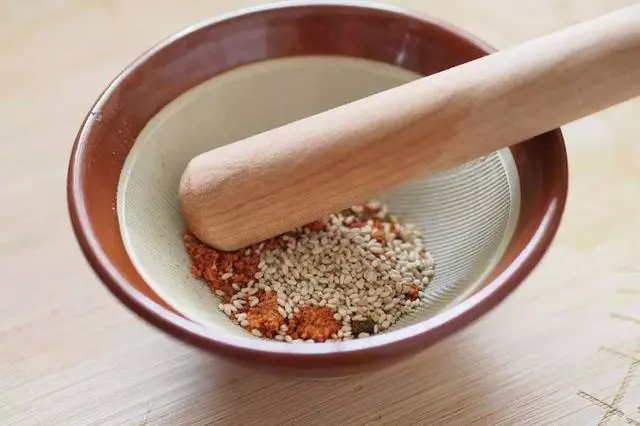 雞胸肉總是不夠入味,試試這麼做,保證鮮嫩入味超好吃