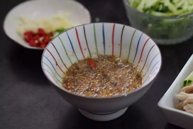 雞胸肉總是不夠入味,試試這麼做,保證鮮嫩入味超好吃