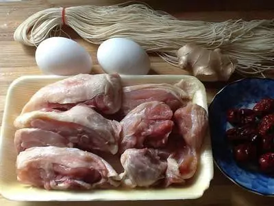 電鍋版【麻油雞湯】+【麻油雞麵線】食譜