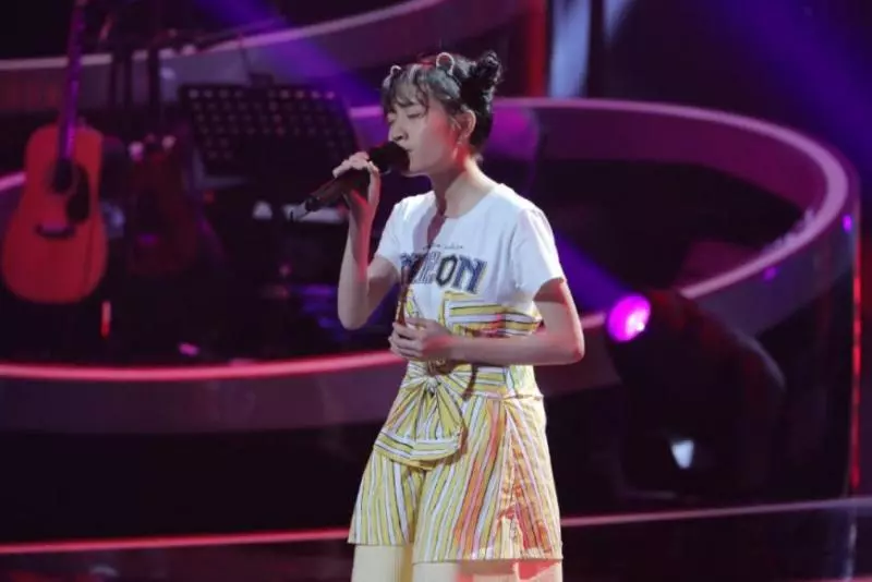 【中國好聲音2018】大馬17歲的「她」獲3導師轉身!曾為柔佛皇室獻唱!和丁當還有著這樣的關係!