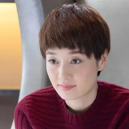 四五十歲女人別亂剪頭髮!2018新春流行10款「清爽凍齡髮型」,宛如30歲年輕人!