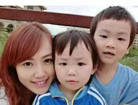 李嫣近照,完全不及王菲漂亮高貴,網友吐槽:丑的像一個老太太!