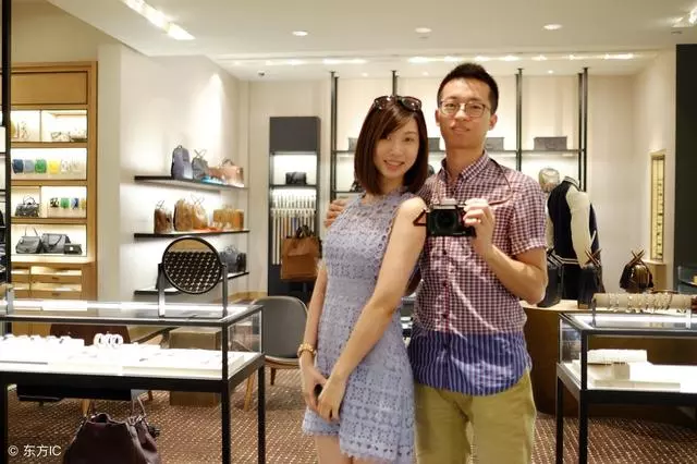 我要求公婆買套大房子給我養父母住,他們不買,我:他們還年輕!