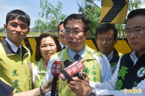 南市長選戰 民調:黃偉哲領先幅度縮小