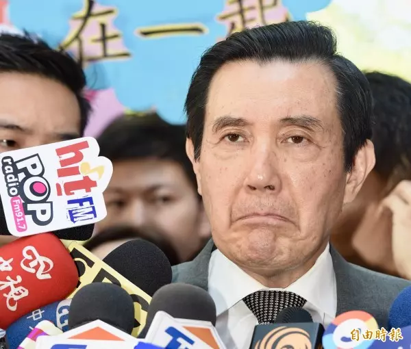 支持馬英九 郭台銘質押850張鴻海股票