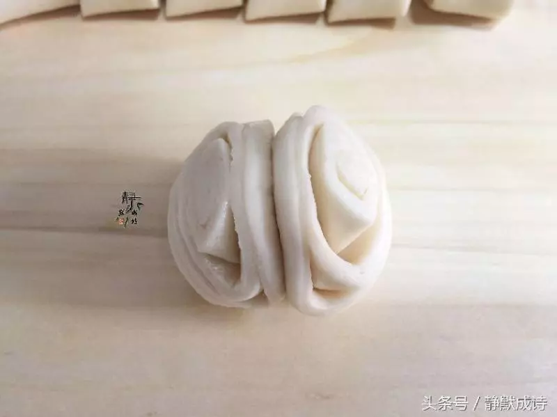 這樣蒸花捲,又快又好吃,再也不用等幾小時,照著做零失敗! - 美食筆記