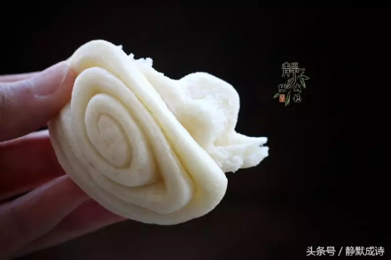 這樣蒸花捲,又快又好吃,再也不用等幾小時,照著做零失敗! - 美食筆記