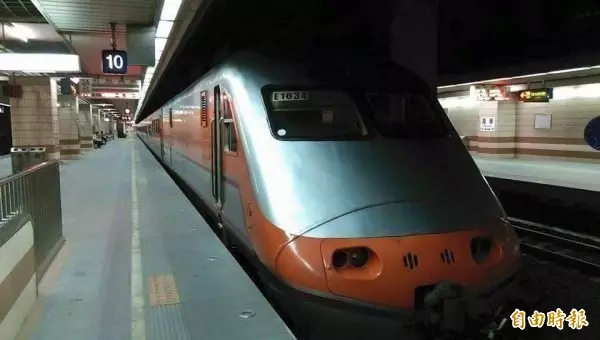 內壢火車站周邊違停要小心!超過3分鐘就拍照舉發