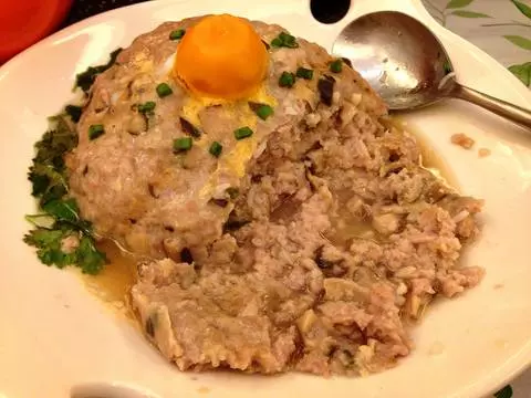 [香菇鹹蛋蒸肉餅] 食譜 & 做法