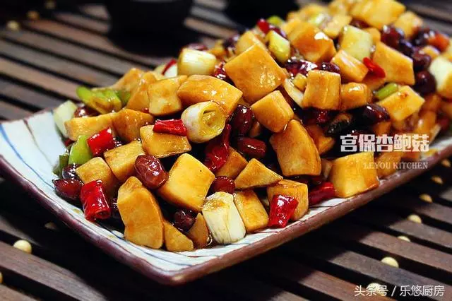 杏鮑菇的10種吃法,每一種都很下飯,口感比肉還好
