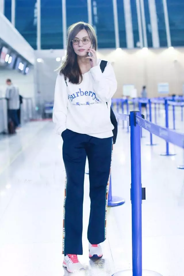 趙薇胖著玩的?幾個月前胖成大嬸,如今瘦成白骨精的她美回少女!