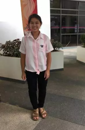 鐵棒打女傭打到骨折 女工程師監25個月