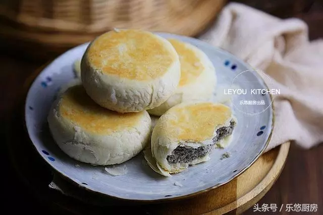 不用烤箱,用平底鍋就能做的6種點心,比烤的還好吃