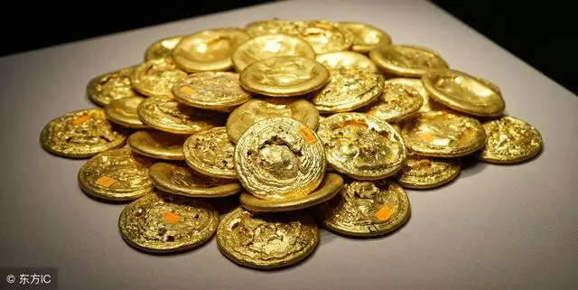 公公去世後,我和大嫂一人得到一筆錢,我50萬她5千!