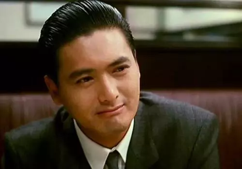 周潤發老婆,呂良偉老婆,同樣都是明星夫人,差距怎就這麼大!