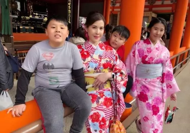 李婉華攜鍾嘉欣為《再創世紀》客串,兩代女神一同演出引期待