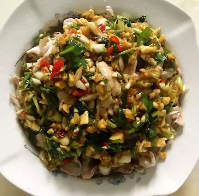 這道菜是我家餐桌上的保留菜品,每周做1次每次光碟,雷打不動