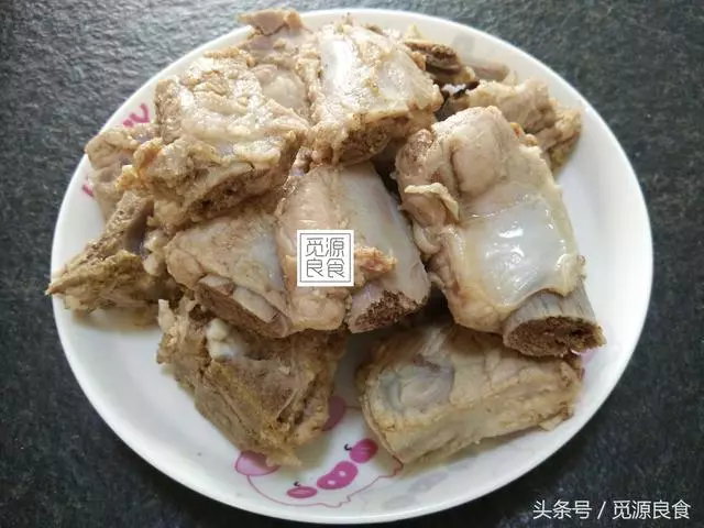 不信你試試?排骨湯裡加入這幾樣食材,絕配!健胃消食,生津止渴