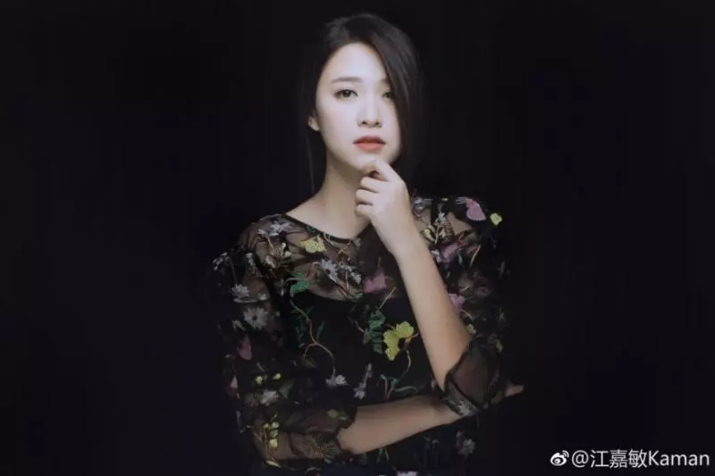 【10位TVB女藝人素顏照大PK!】素顏女神李佳芯竟然排在第二!排在第一的是「她」!
