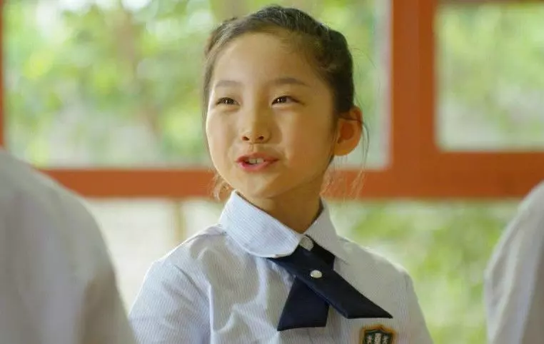 【比范爺還厲害!!】范冰冰高顏值堂妹正式出道!7歲就當上女主角!