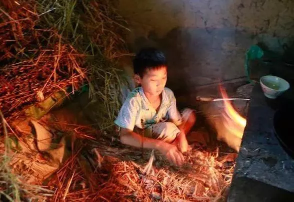 兒媳三年不孕,我讓兒子提出離婚,一年後兒子開車帶著她回來