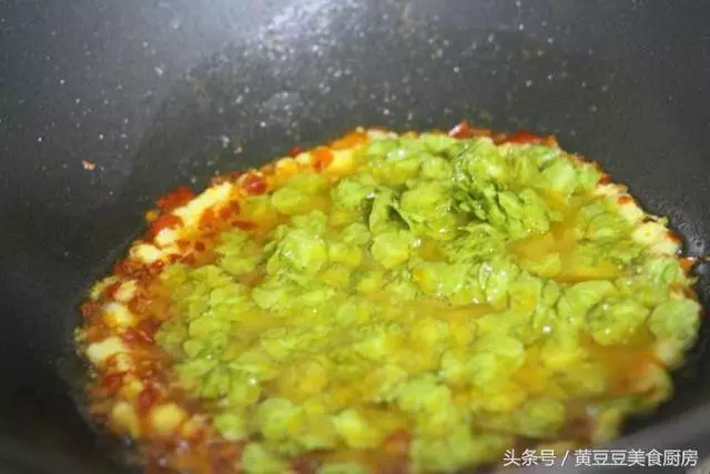 炒雞蛋加它,連鹽都省了,出鍋後立馬變成一道人見人愛的下飯菜