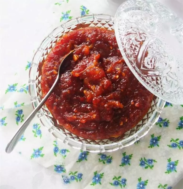 婆婆的秘方:椰漿飯裡最重要的【SAMBAL IKAN BILIS】內有有詳細教學, 包你一下大小都給贊