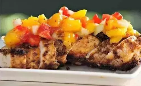 簡單又美味的雞胸肉做法，告別水煮雞胸！減脂也能放心吃