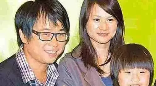 14歲小小彬被爸爸當搖錢樹來還房貸養全家!如今近照曝光,手腳潰爛令人心疼!