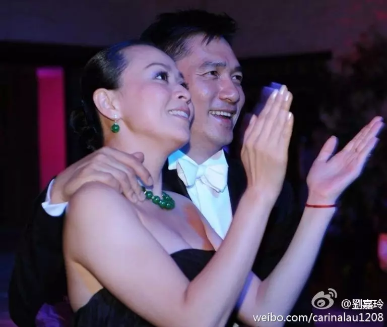 梁朝偉為什麼30年獨愛劉嘉玲?看完舊照網民秒懂!