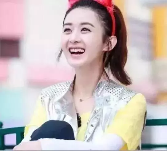 這些女星一大笑就破功,形象盡毀,只有她最美