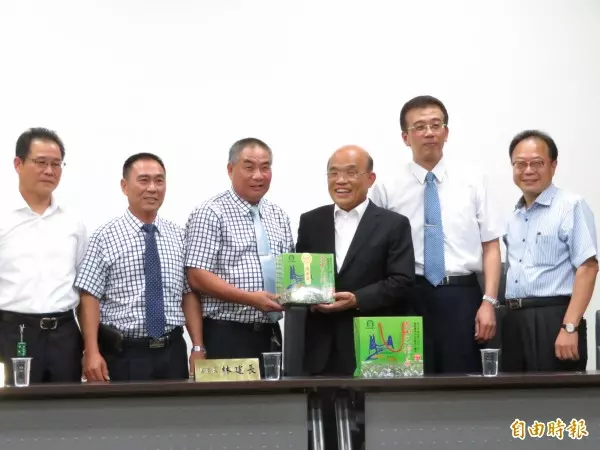 被侯友宜感謝... 賴清德讚蘇貞昌政績才是關鍵
