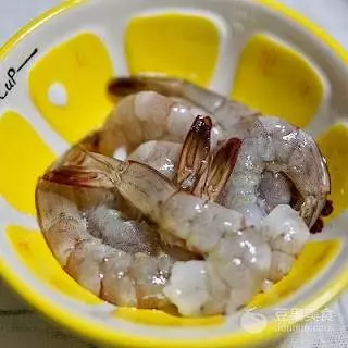 馬鈴薯蝦球的做法大公開!!好吃又好看,大人小孩都愛吃,一上桌馬上清光!