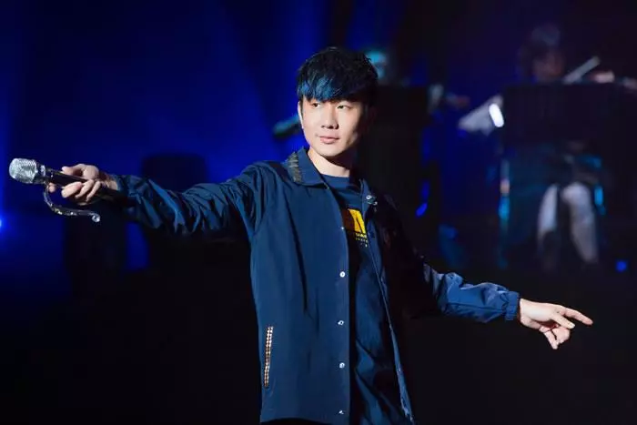 【新聞】金曲歌王——JJ林俊傑《聖所》世界巡迴演唱會,馬來西亞9月正式開唱!歌迷們,你們準備好瘋狂尖叫了嗎?