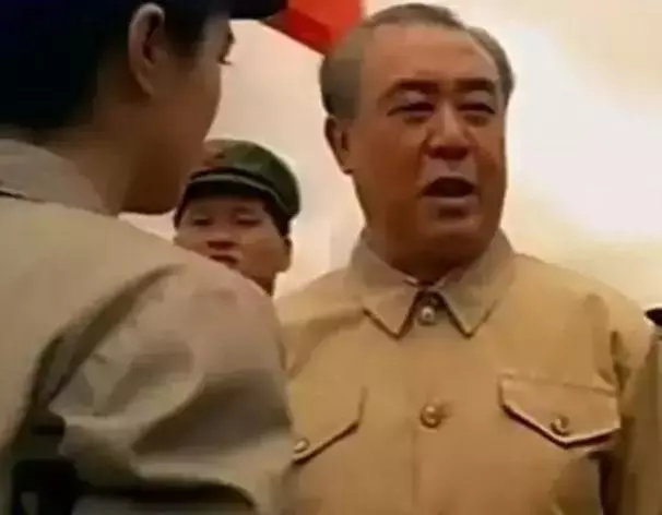 關之琳何以能艷絕天下,看看她的爸媽,不得不承認基因的強大!