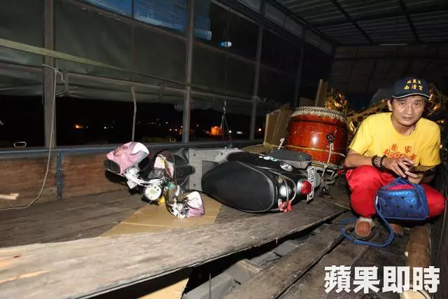 3車連環撞菜渣噴國道 陣頭團12傷送醫 | 蘋果日報