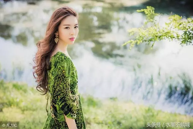 為了二婚妻子,父親要求我給他買大樓房,拒絕後,我無奈遠走他鄉