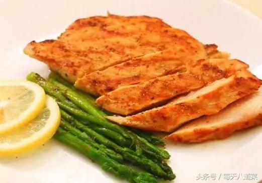 7道美味雞胸肉做法,還是減脂好幫手,幾分鐘就學會