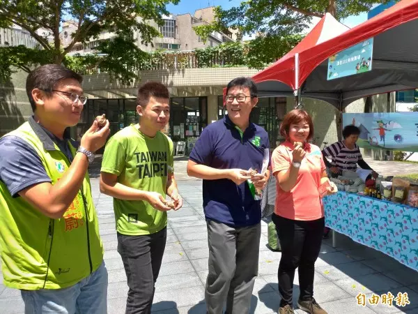 丁丁也撩妹 市長等20年、「為你,我可以等一輩子」