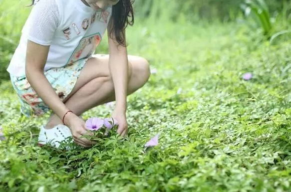 娘家爸爸生病向婆婆借錢,她讓我寫借條,幾年後她向我借錢
