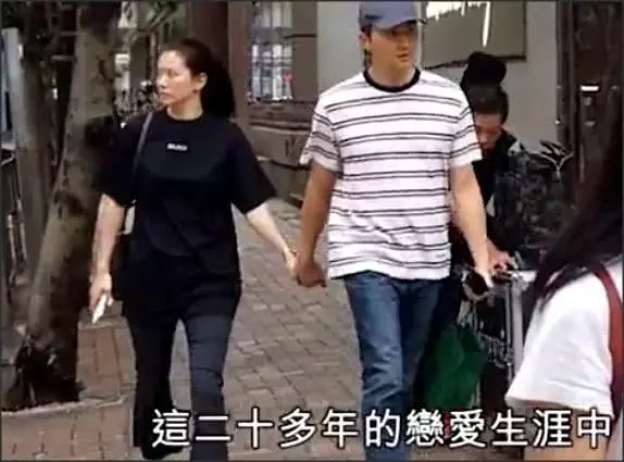 袁詠儀逛街買買買,「好老公」張智霖刷卡埋單,她被寵的好幸福!