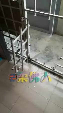 【今日柔佛頭條】從天花板 剪斷窗花闖入 新山百萬鎮 「賊」影幢幢