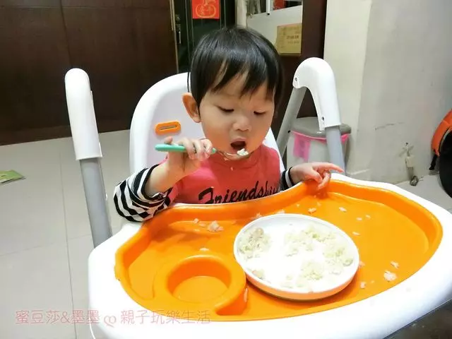 【電鍋食譜】零失敗懶人料理!麻油雞飯簡單上桌