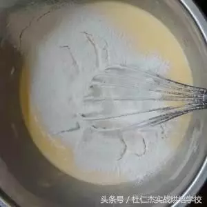 輕芝士蛋糕的做法,輕芝士蛋糕怎麼做好吃,輕芝士蛋糕的家常做法