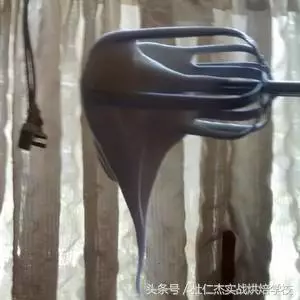 輕芝士蛋糕的做法,輕芝士蛋糕怎麼做好吃,輕芝士蛋糕的家常做法
