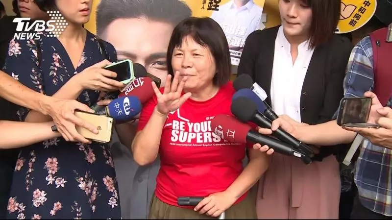 十大驚世駭俗政壇名人 特異形象背後原來也有另一面!