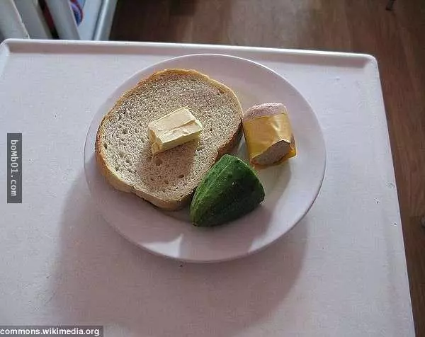 世界各地醫院的食物到底是什麼樣?看完後你也許會考慮住進醫院。