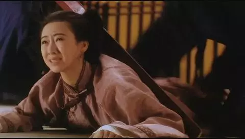 50歲翁虹一家近照曝光,老公帥氣像小伙,女兒長相一言難盡!