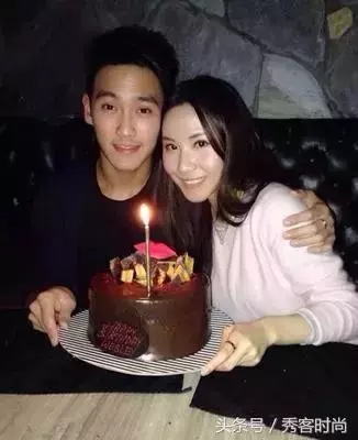 趙雅芝和兒媳婦同框,兒媳婦顏值不輸婆婆!不進娛樂圈實在可惜了!