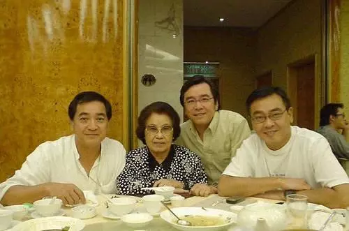 沒叫過他「爹地」證明你還不夠紅!胡杏兒沒嫁黃宗澤可能和他有關